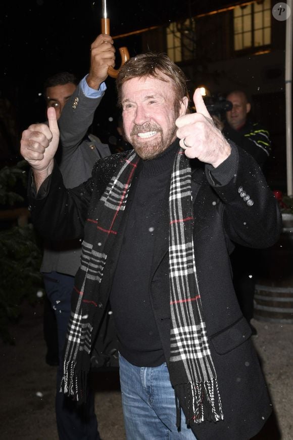 Chuck Norris à la soirée VIP Gut Aiderbichl Christmas Market à Henndorf en Autriche.
Backgrid USA / Bestimage