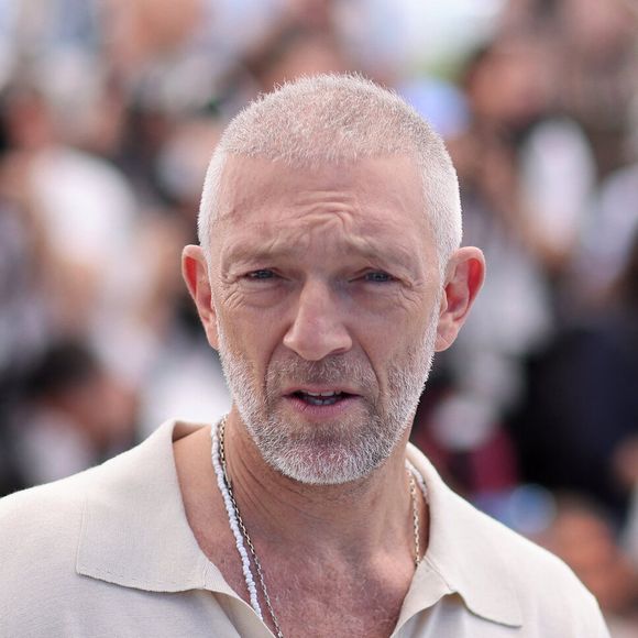À l'occasion de la sortie du film "Les Linceuls", Vincent Cassel a livré quelques confidences rares sur son rapport à la mort...


Vincent Cassel - Photocall du film "The Shrouds" ("Les linceuls" / Compétition) lors du 77ème Festival International du Film de Cannes.  © Jacovides / Moreau / Bestimage