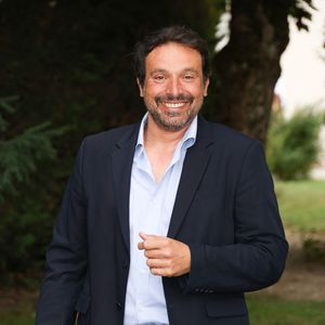 Bruno Salomone - Photocall du film "Dans L'Ombre de Marlow" lors de la 17ème édition du Festival du Film Francophone de Angoulême (FFA). Le 28 août 2024 © Coadic Guirec / Bestimage