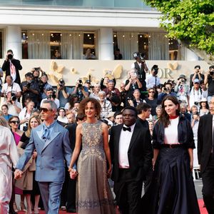 Halle Berry, Payal Kapadia, Jeremy Strong, Leïla Slimani, Dieudo Hamadi, Juliette Binoche, Hong Sang-soo, Alba Rohrwacher - Montée des marches de la cérémonie de clôture du 78ème Festival International du Film de Cannes, au Palais des Festivals à Cannes. Le 24 mai 2025
© Jacovides-Moreau / Bestimage