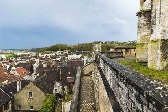 Tonnerre (89) : vue sur la ville depuis l'eglise Saint Pierre - Photo by Bordier S./ANDBZ/ABACAPRESS.COM