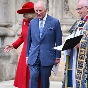 Contexte tendu : le prince Andrew vient d'être arrêté à Sandringham, et le groupe antimonarchiste Republic manifestait devant l'abbaye.

Le roi Charles (Charles III d'Angleterre) et la reine Camilla (Camilla Parker Bowles, reine consort d'Angleterre) quittent la cérémonie annuelle de célébration du Jour du Commonwealth à l'abbaye de Westminster, à Londres. Backgrid UK/ Bestimage


Sur la photo : King Charles (Le roi Charles III d'Angleterre) - Queen Camilla (Camilla Parker Bowles, reine consort d'Angleterre)