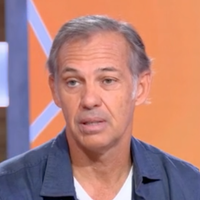 “A chaque fois, je le corrige” : Paul Belmondo recadre les choses au sujet de sa mère
