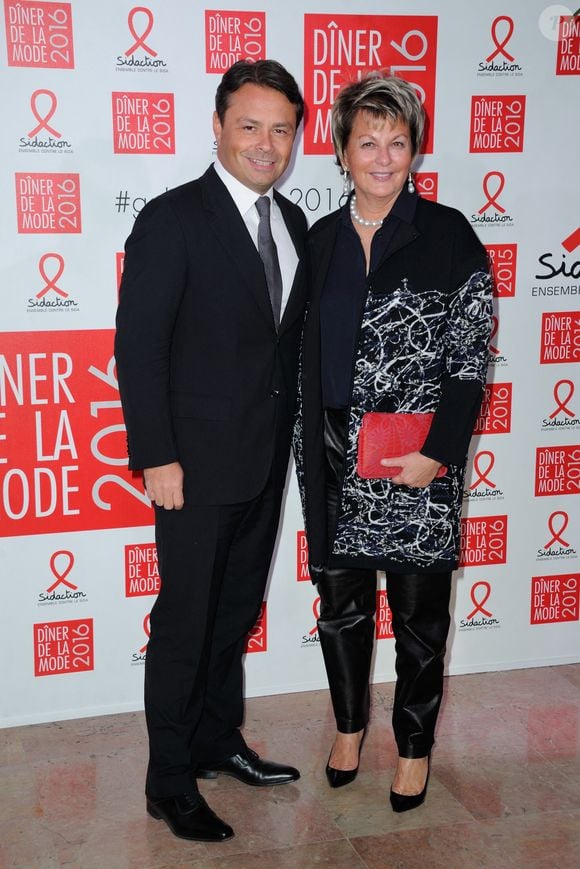 Guillaume Lehideux et la baronne Myriam Ullens de Schooten assistent au dîner de gala 2016 du Sidaction dans le cadre de la Fashion Week de Paris le 28 janvier 2016 à Paris, France. Photo par Alban Wyters/ABACAPRESS.COM