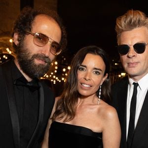 Et a indiqué qu'un aspect particulier de leur manière de fonctionner les avait sans doute aidés pour faire durer leur amour 

Thomas Bangalter, Elodie Bouchez, Benjamin Biolay - Personnalités à la soirée "Women In Motion" par Kering au Château de la Castre lors du 75ème Festival International du Film de Cannes. Le 22 mai 2022
© Olivier Borde / Bestimage