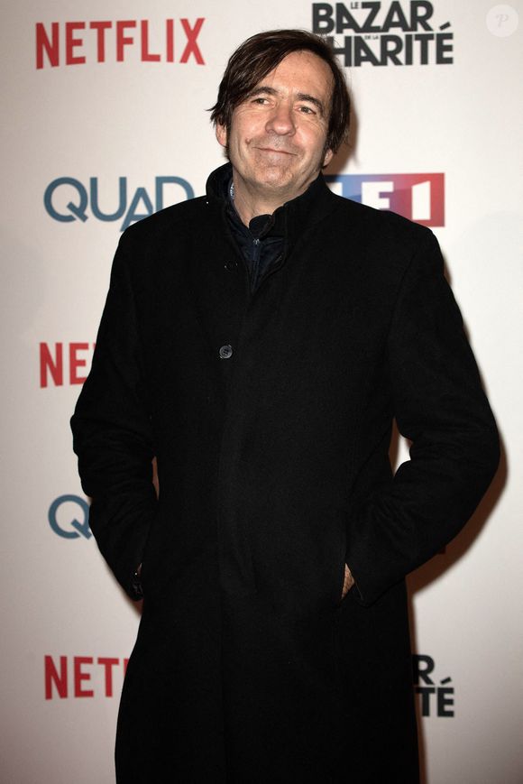 Deux comédiennes l’accusent de gestes déplacés et de propos intrusifs durant une pièce jouée en 2018–2019.

Thierry Samitier participe au photocall Le Bazar De La Charite au Grand Rex le 30 septembre 2019 à Paris, France. Photo par David Niviere/ABACAPRESS.COM