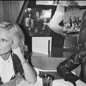 Archives - Sylvie Vartan et Françoise Hardy lors d'une soirée au golf Drouot à Paris en 1981.

© Bestimage