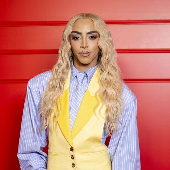 Bilal Hassani lors de la première de la série "Emily in Paris" saison 5 au Grand Rex à Paris le 15 décembre 2025.

© Pierre Perusseau / Bestimage