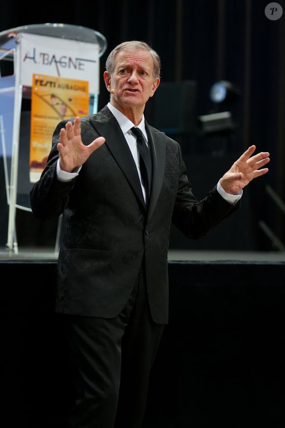 Exclusif - 3e édition du Festi'Aubagne, festival populaire de rencontres avec les comédiens et professionnels du petit et grand écran et de la scène, à l'Espace des Libertés à Aubagne le 28 mars 2025 avec Francis Huster AS400345.jpg © Anne-Sophie Guebey / Bestimage