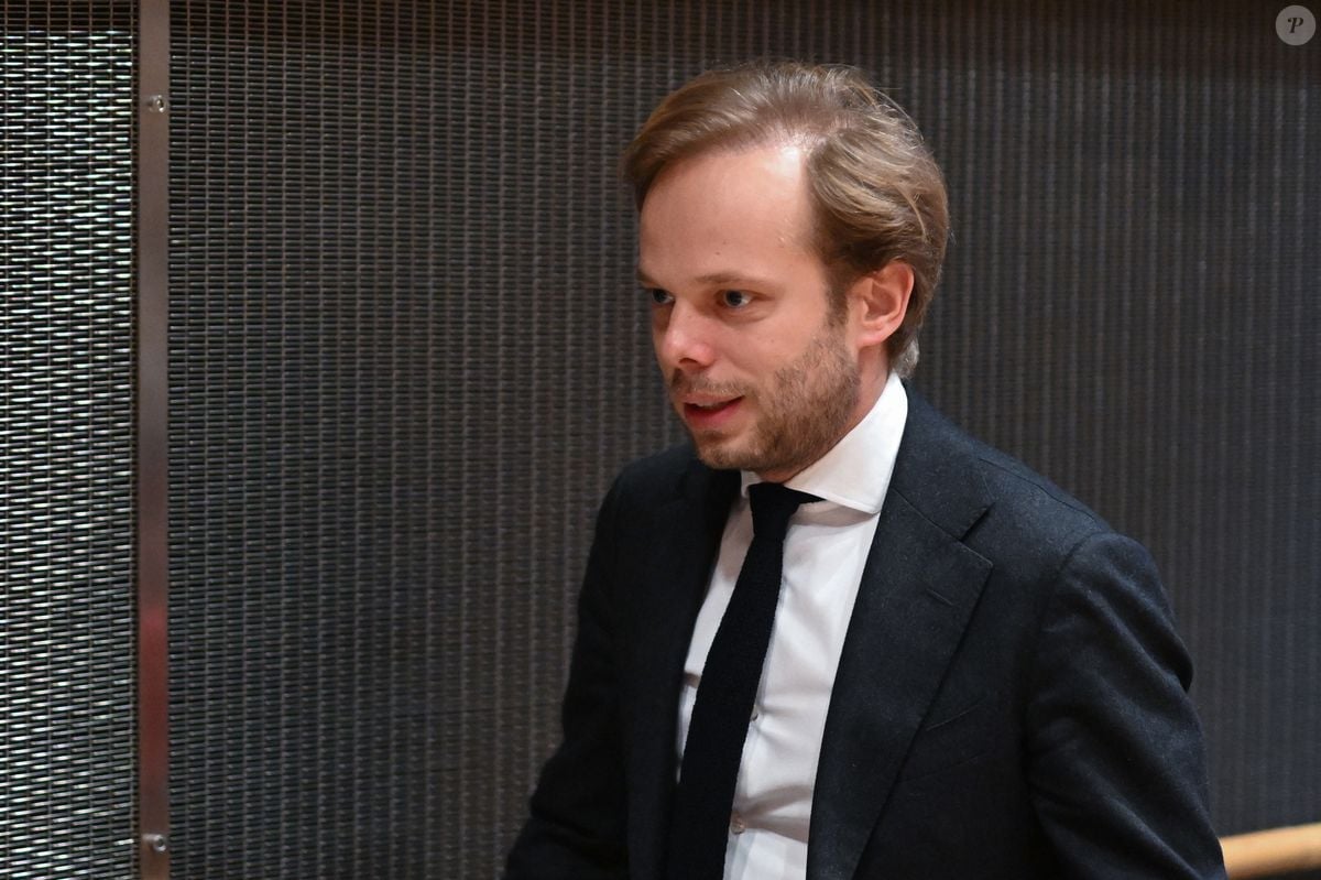 Photo : Charles Alloncle assiste à une audition devant la ...