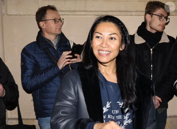 La chanteuse française Anggun et son mari Christian Kretschmar quittent le théâtre Mogador à Paris, France, le 19 février 2023. Photo by ABACAPRESS.COM