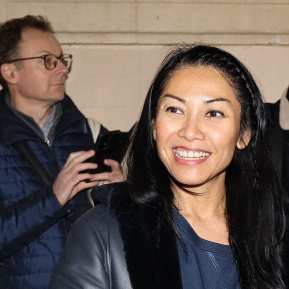 La chanteuse française Anggun et son mari Christian Kretschmar quittent le théâtre Mogador à Paris, France, le 19 février 2023. Photo by ABACAPRESS.COM