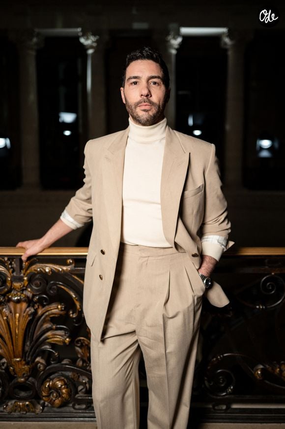 Paris, FRANCE – Des invités ont été aperçus à leur arrivée au Grand Dîner du Louvre, à Paris. Backgrid USA / Bestimage