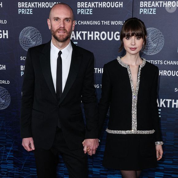LOS ANGELES, CALIFORNIE, ÉTATS-UNIS - 15 AVRIL : Charlie McDowell et sa femme Lily Collins arrivent à la 9e cérémonie annuelle du Breakthrough Prize qui se tient à l'Academy Museum of Motion Pictures le 15 avril 2023 à Los Angeles, Californie, États-Unis. Photo par Xavier Collin/Image Press Agency/ABACAPRESS.COM