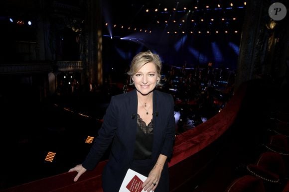 Exclusif - Anne-Elisabeth Lemoine - Backstage de l'enregistrement de l'émission "Symphonie pour la Vie, Spéciale Pièces jaunes" au Théâtre national de l'Opéra Comique à Paris, qui sera diffusée le 10 février sur France 3. Les 3 et 4 février 2021
France 3 propose en prime une soirée « Symphonie pour la vie, spécial Pièces jaunes – Le Concert ».
Les artistes se mobilisent pour un grand concert à l’Opéra-Comique au profit de l’opération « Pièces jaunes » organisée par la Fondation Hôpitaux de Paris - Hôpitaux de France pour les enfants et les jeunes hospitalisés.
© Dominique Jacovides / Bestimage