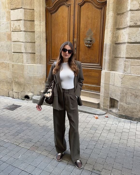 Lola Courbet à Bordeaux à l'automne 2025.

Compte instagram de Lola Courbet