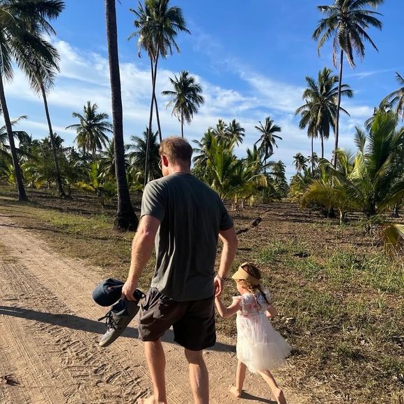 La duchesse a-t-elle changé d'avis ? Fan de la Saint Valentin, elle avait en tout cas déjà publié une adorable photo de Lilibet et de son père en 2025.

Le prince Harry et sa fille Lilibet sur le compte Instagram de Meghan Markle.