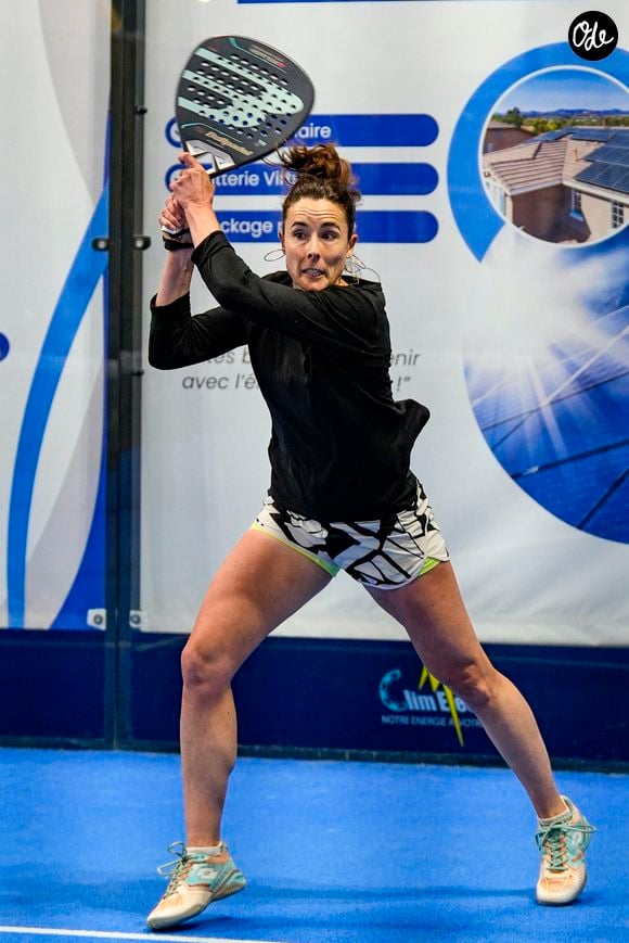 Si elle apprécie de voyager, Alizé Cornet ne cache pas son attachement à sa région.

Alize Cornet participe à un tournoi de Padel P2000 à Saint-Priest le 8 mars 2025.
© Sandrine Thesillat / PsnewZ / Bestimage