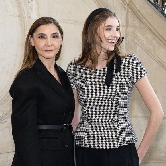 Clotilde Courau et sa fille Vittoria de Savoie assistent au défilé Christian Dior Haute Couture Printemps/Été 2024 dans le cadre de la semaine de la mode à Paris le 22 janvier 2024 à Paris, France. Photo by Laurent Zabulon/ABACAPRESS.COM