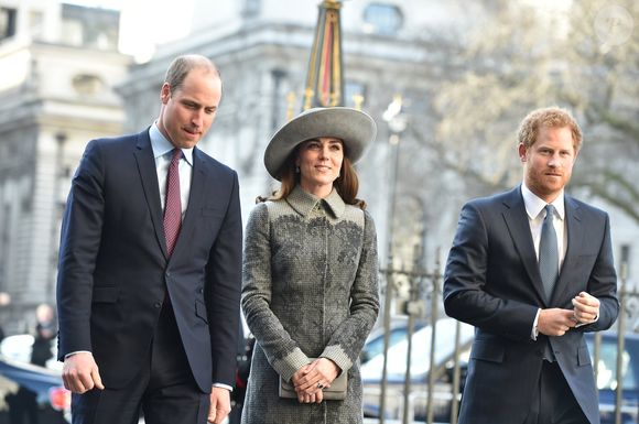 Le prince William, Kate Middleton et le prince Harry assistent à une messe à l'occasion de la journée du Commonwealth en l'Abbaye de Westminster à Londres, le 14 mars 2016.

Photo : Agence / Bestimage