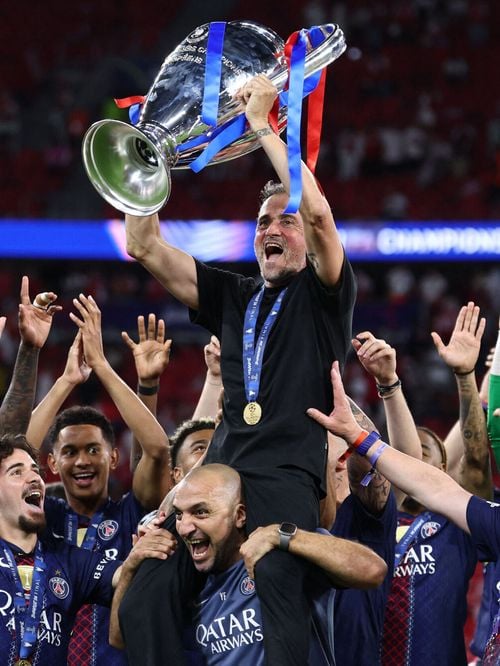 Ligue des champions : pourquoi les joueurs du PSG ont-ils célébré leur victoire avec des masques de ski ?