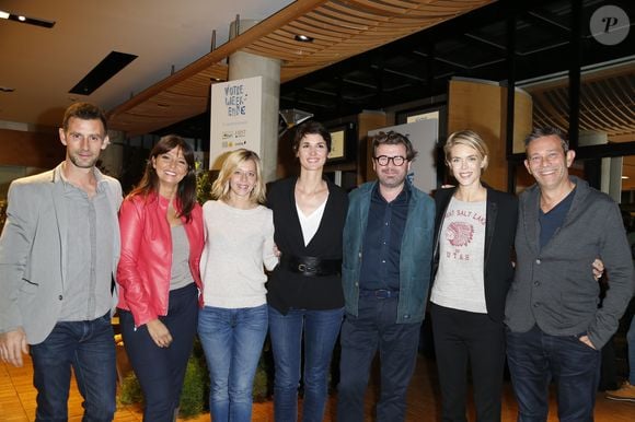 Eglantine Emeyé célèbre l'anniversaire de son fils disparu.

Exclusif - Vincent Chatelain , Carinne Teyssandier, Wendy Bouchard , Églantine Éméyé, Yvan Hallouin , Julie Andrieu, Éric Perrin - Soirée "Votre week-end France 3" dans les salons de France Télévision à Paris. © Christophe Aubert via Bestimage