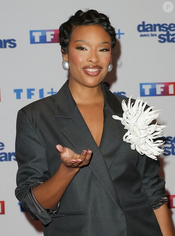 Elle a du mal à comprendre ce qui n'a pas fonctionné.

Angélique Angarni-Filopon (Miss France 2025) - Photocall de lancement de la saison 2026 de "Danse avec les stars" (DALS) au siège de TF1 à Boulogne-Billancourt le 18 décembre 2025. © Coadic Guirec/Bestimage