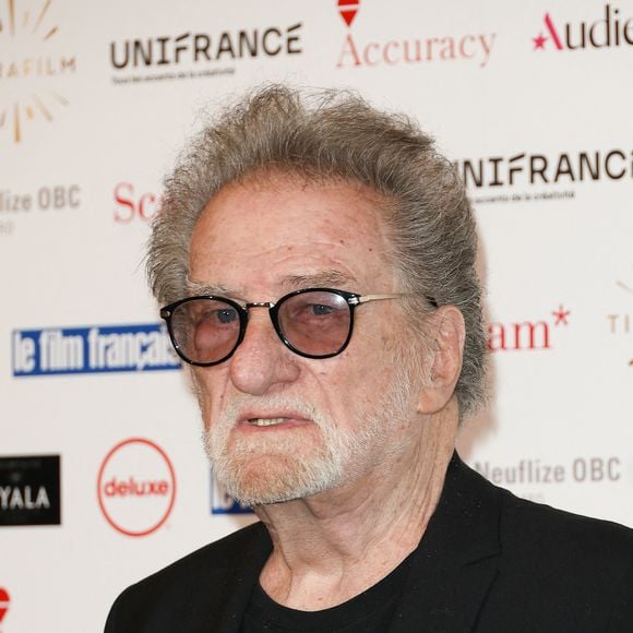 Il sous-entendait ainsi n'avoir peut-être pas pour projet de le conserver...

Eddy Mitchell (Trophée d'honneur Accuracy) - 31ème cérémonie des Trophées du film français à l'hôtel Intercontinental à Paris le 6 février 2024. © Coadic Guirec/Bestimage