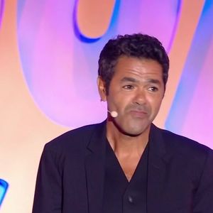 Jamel Debbouze lors de la troisième édition du Festival "L'humour à la plage" diffusée sur TF1 jeudi 27 août 2026

Capture d'écran TF1 "L'humour à la plage"