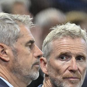 Denis Brogniart et Marc Maury au tournoi de tennis ATP Masters 1000 de Paris (Paris Rolex Master ) à l'Accor Arena - Palais Omnisports de Paris-Bercy - à Paris, France, le 31 octobre 2024. © Chryslene Caillaud/Panoramic/Bestimage