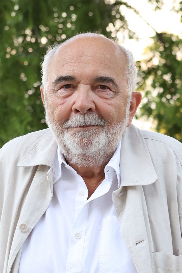 Gérard Jugnot au Château de Beychevelle à Saint-Julien de Beychevelle - Dernier jour du festival "Les Vendanges du 7ème Art", festival du film de Pauillac le 12 juillet 2025.

© Jean-Marc Lhomer / Bestimage