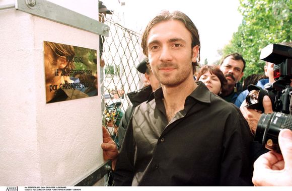 "Il ne savait que jouer au foot et ne regardait pas les filles !", s'était-elle souvenue.

Inauguration du stade Christophe Dugarry à Lormont - AGENCE / BESTIMAGE