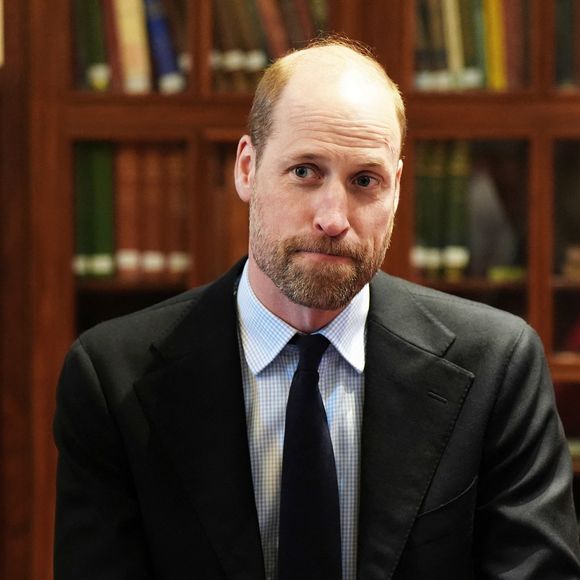 Le prince William lors de sa visite à Aberdeen pour marquer le lancement officiel d'Invisible Cities Aberdeen, qui a été soutenu par le Homewards Fund pour présenter ses visites à pied de la ville, ainsi que pour son déploiement dans les six sites de location Homewards. © Alpha Agency / Bestimage