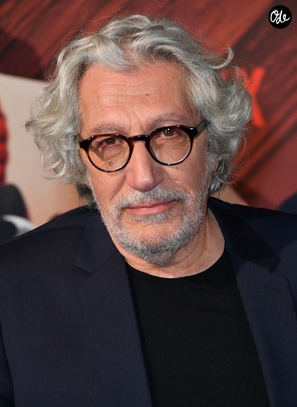 Alain Chabat au photocall de la série Netflix "Astérix et Obélix : le combat des chefs" au Cirque d'Hiver Bouglione à Paris le 29 avril 2025.

© Veeren/Bestimage