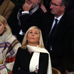 Jean-Charles de Castelbajac, sa femme Pauline de Drouas, Laurence Ferrari, José Pietroboni, chef du protocole - Cérémonie de réouverture de la cathédrale Notre-Dame de Paris, le 7 décembre 2024. 
© Dominique Jacovides / Bestimage