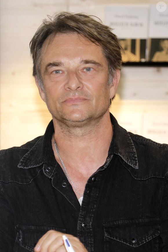 David Hallyday au Festival du Livre de Paris 2024 au Grand Palais Éphémère le 14 avril 2024.

© Cédric Perrin / Bestimage