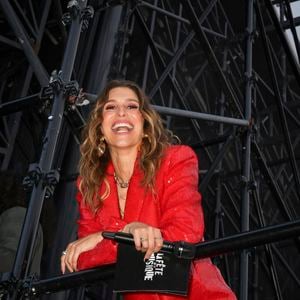 Exclusif - Laury Thilleman en backstage de l'émission "La fête de la Musique" à Reims le 21 juin.

© Jack Tribeca / Jeremy Melloul / Bestimage