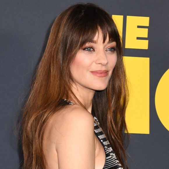 Marion Cotillard à la première de la saison 4 du "Morning Show" au Musée d'art moderne de New York, le 9 septembre 2025. © Backgrid USA / Bestimage