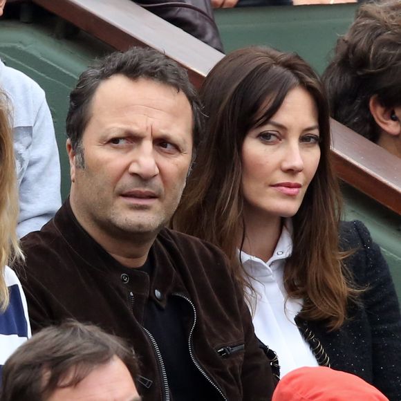 Malheureusement, ils ont été témoins d'une scène de guerre survenue peu après leur arrivée

Arthur (Jacques Essebag) et sa compagne Mareva Galanter dans les tribunes de la finale homme des internationaux de France de Roland Garros à Paris le 5 juin 2016. Moreau-Jacovides / Bestimage