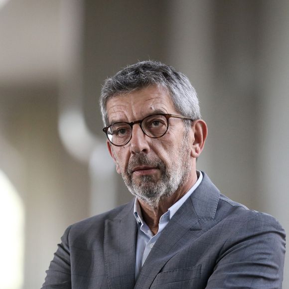 Pour rappel, le célèbre médecin a pris la décision de porter plainte contre Cyril Hanouna, comme il l'a confié à France Info, mais aussi, contre C8 et Europe 1

Michel Cymes participe au lancement des Journées pour une France en forme dans le cadre de la Grande Cause Nationale et à l’occasion des Jeux Olympiques et Paralympiques, Paris, le  © Stéphane Lemouton / Bestimage