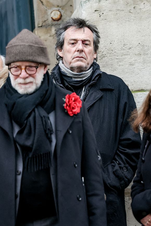 Thomas Stern et Jean-Luc Reichmann - Sortie des obsèques de Catherine Laborde en l'église Saint-Roch à Paris, le 6 février 2025. 
© Jacovides - Moreau / Bestimage