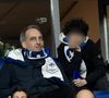Raphaël Glucksmann et son fils aîné se sont récemment rendus au Stade de France
Raphaël Glucksmann et son fils - Célébrités dans les tribunes du quart de finale de la Ligue des Nations de l'UEFA "France - Croatie (2-0 / tab 5-4)" au Stade de France à Saint-Denis. © Cyril Moreau/Bestimage