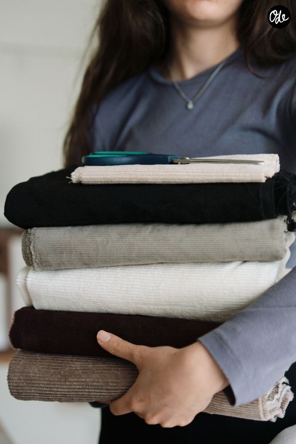 Mais avant de jeter vos vêtements usés, pensez à l'upcycling pour leur donner un second souffle.