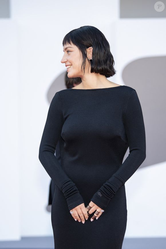 Adele Exarchopoulos lors de la cérémonie de clôture du 82ème Festival International du Film de Venise (La Mostra), Italie, le 6 septembre 2025. © SGP/Bestimage