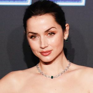 Le quotidien britannique raconte aussi que Tom Cruise et Ana de Armas se sont envolés tous les deux pour Minorque, dans les Baléares, au début de l'été : ils ont été photographiés alors qu'ils profitaient du soleil, sur un yacht de luxe.
Ana de Armas - Première du film "Ballerina" au Grand Rex à Paris, le 28 mai 2025. © Christophe Clovis / Bestimage