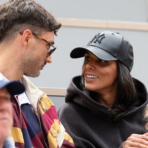 La chanteuse de 40 ans sera dans l'équipe de Jérémy Frérot.

Shym assiste à la 11e journée de Roland-Garros 2026 au parc Roland-Garros, le 3 juin 2026 à Paris, en France. 

Photo de Laurent Zabulon/ABACAPRESS.COM