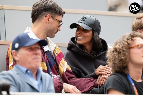 La chanteuse de 40 ans sera dans l'équipe de Jérémy Frérot.

Shym assiste à la 11e journée de Roland-Garros 2026 au parc Roland-Garros, le 3 juin 2026 à Paris, en France. 

Photo de Laurent Zabulon/ABACAPRESS.COM