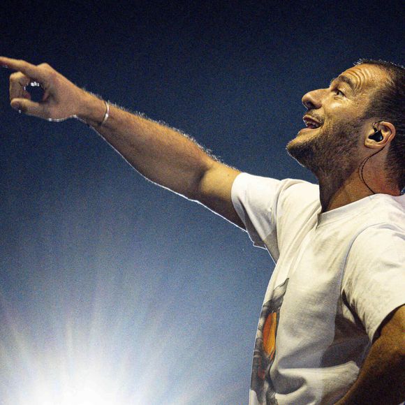 Amir - Les artistes se produisent lors du concert "Scoop Live" de Radio Scoop à la LDLC Arena de Décines près de Lyon, le 25 février 2025. 
© Sandrine Thesillat / PsnewZ / Bestimage