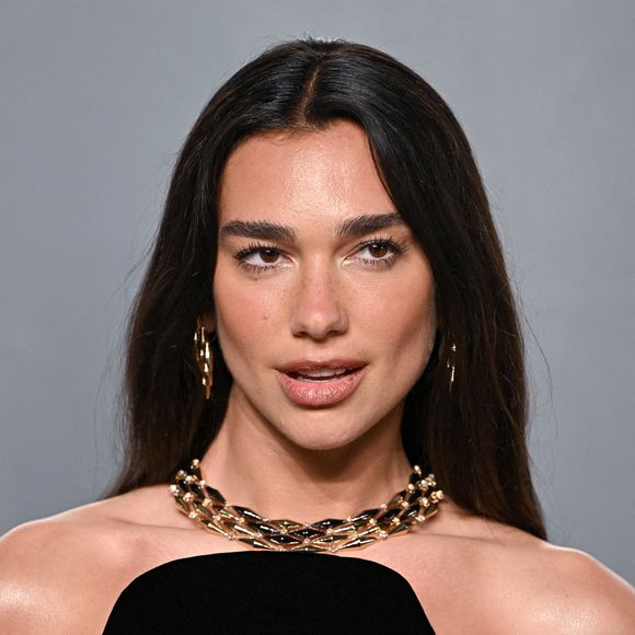 Dua Lipa à son arrivée à la soirée des Oscars organisée par Vanity Fair, aux David Geffen Galleries du LACMA. Crédit : Doug Peters/EMPICS ... Soirée des Oscars de Vanity Fair ... 16/03/2026 ... Los Angeles ... États-Unis ... Le crédit photo doit être libellé comme suit : Doug Peters/Doug Peters. Numéro de référence unique : 83904487 ...