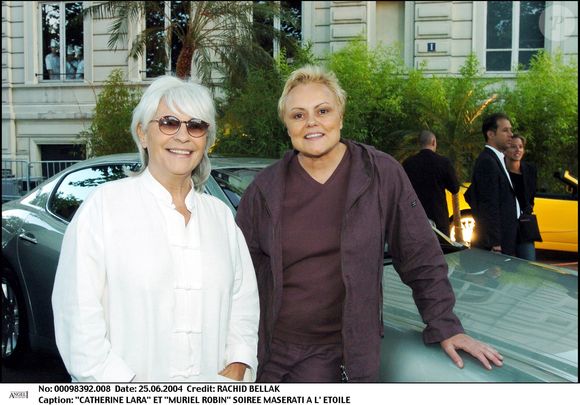 Catherine Lara a confié que leur séparation avait été particulièrement douloureuse.

Archives : Catherine Lara et Muriel Robin à la soirée Maserati à l'Étoile @RACHID BELLAK / BESTIMAGE